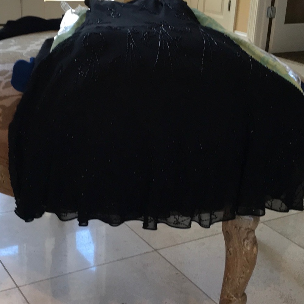 Dress - Picture 6 of 6